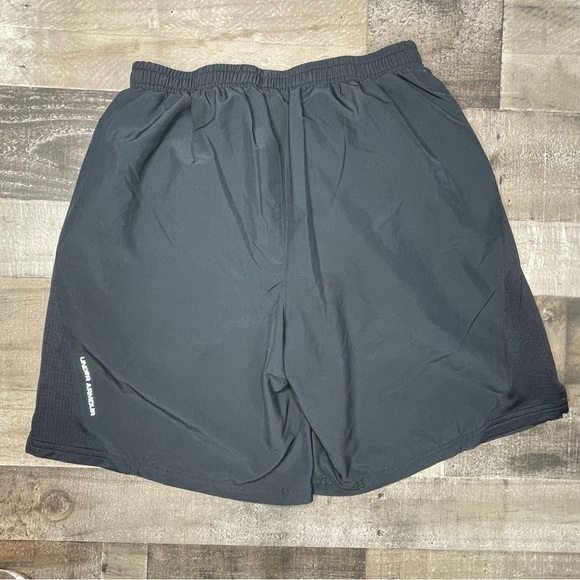Under Armour Active Short size Large - Picture 3 of 10